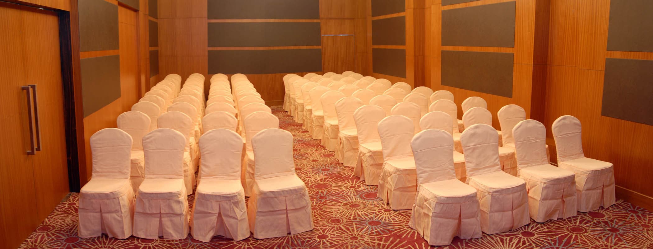 Best Hotels in Hyderabad for Luxury Stay & Banquet Halls